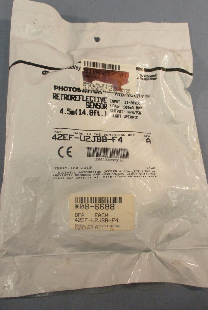 ALLEN BRADLEY RIGHTSIGHT 42EF-U2JBB-F4 PHOTOSWITCH RETROFLECTIVE SENSOR SERIES A