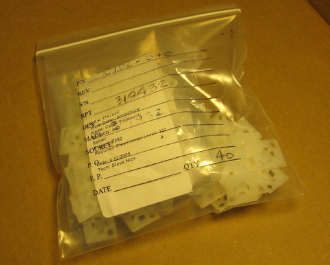 Thomas & Betts TC5344 Adhesive/#8 Screw 4Way TyRap Mounting Base Lot 110+