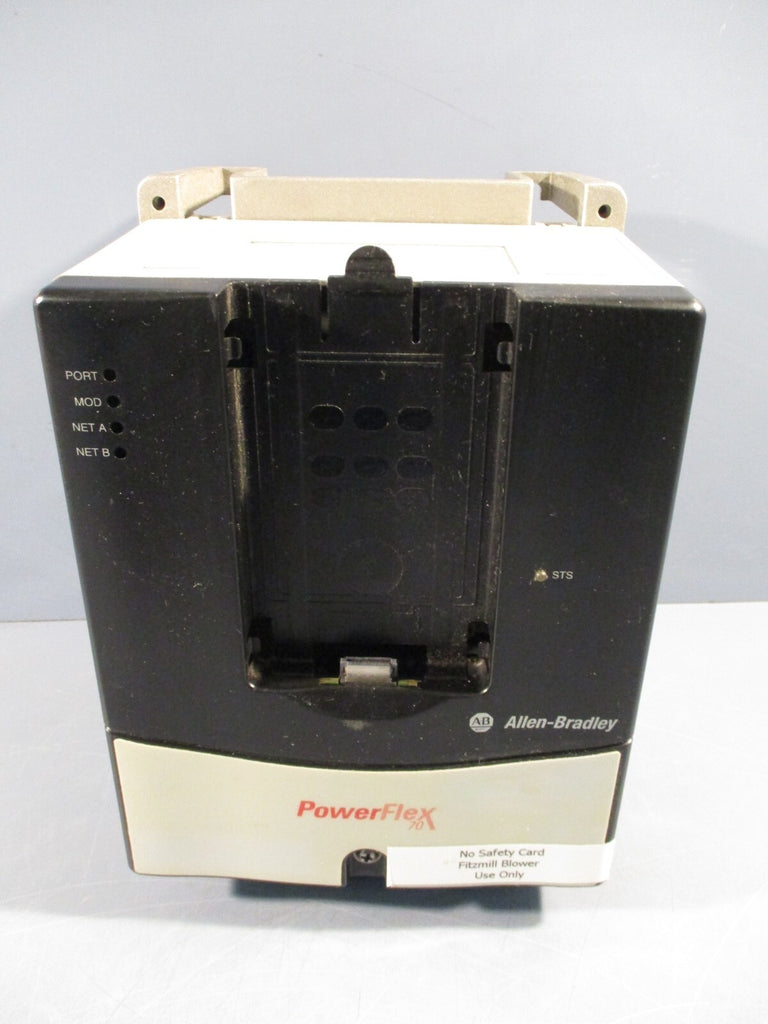 ALLEN BRADLEY POWERFLEX 70 VARIABLE FREQUENCY DRIVE SER A 20A-D-2P1A-0-AYNANNN