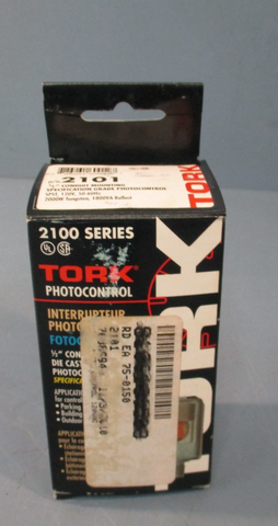 TORK 2100 Series #2101 Photocontrol 120VAC Die Cast Zinc 1/2" Conduit Mounting