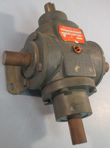 Hub City 0220-00517 Right Angle Bevel Speed Reducer 1:1 Ratio Model 11