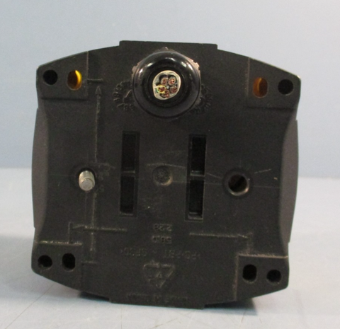 Allen-Bradley 800F-1YP3 1-Hole Enclosure E-Stop Station