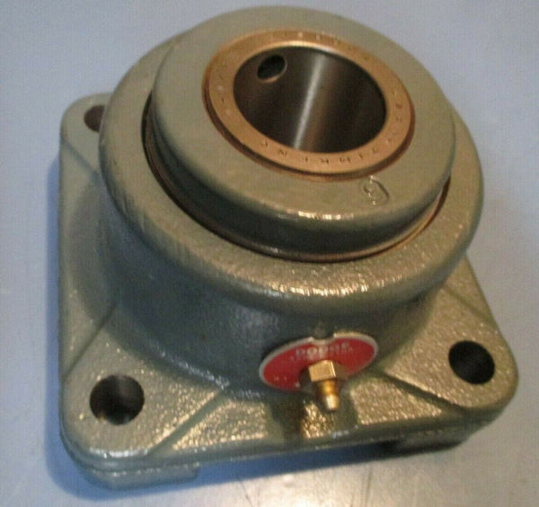 Dodge Type EXTRA Flange Mount Roller Bearing 11/2 in Dia Bore 923097 eTech Surplus