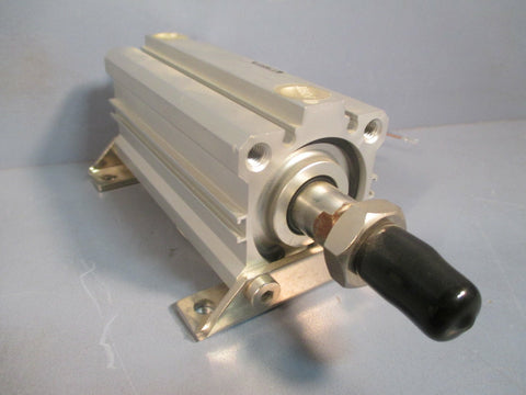 SMC Pneumatic Cylinder 145 PSI CDQ2L40-85DM-A73S