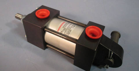 NORGREN PNEUMATIC CYLINDER 11/2" x 1" 250 PSI EA233A1