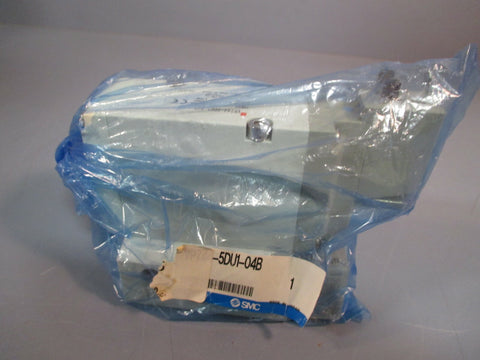 SMC Solenoid Valve 3Port, VP7445DU104B