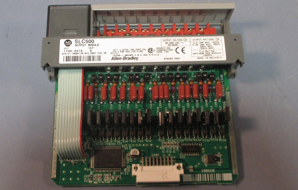 Allen Bradley 1746-OA16 SLC 500 Series D Output Module 85-265 VAC