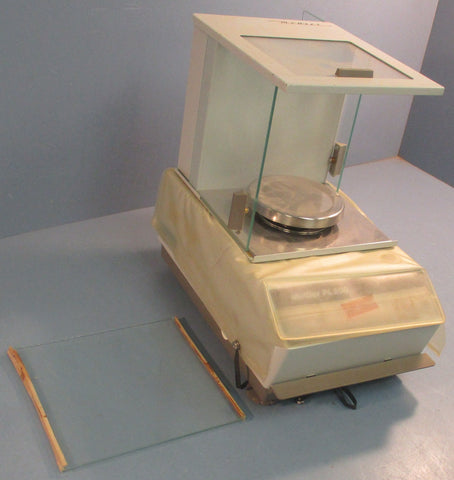 Mettler PL200 Top Loading Digital Balance Scale 699978 240V 121/8" Long
