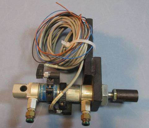 Mounted Festo DSNU-25-25-PPV A Pneumatic Cylinder w/ Two 159425 Cables