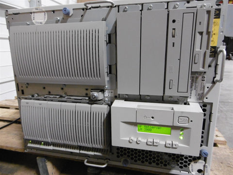Hewlett Packard Netserver PII933 Powers On + Modules