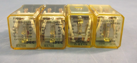 LOT OF (4) IDEC RH2BU DC12V RELAY 50/60Hz 8PIN 10AMP, PlugIN