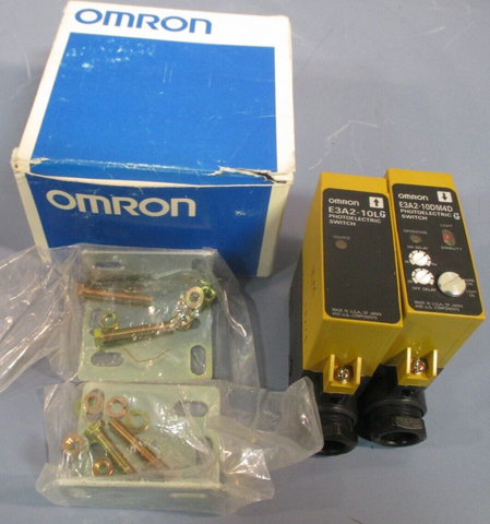 Omron E3A210M4D Photoelectric Switch Set 24240VAC E3A210M4DG