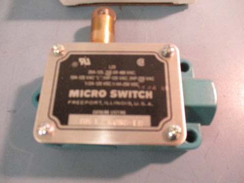 HONEYWELL BAF1-2RQN8-LH LIMIT SWITCH ACTUATOR ROLLER PLUNGER 125/250/480 VAC 20A