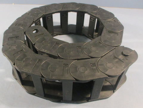 Igus 27i.07.100 Plastic Cable Carrier Approx 411/2" Long 35/8" W 2" H 275.07