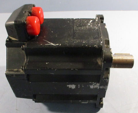 Allen Bradley MPLB520KMJ22AA AC Servo Motor 7062054202 28mm Shaft Dia NOS
