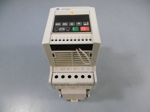 Allen Bradley 160-BA03NPS1P1 Variable Speed Drive 1 Hp 480V VAC 3 Phase