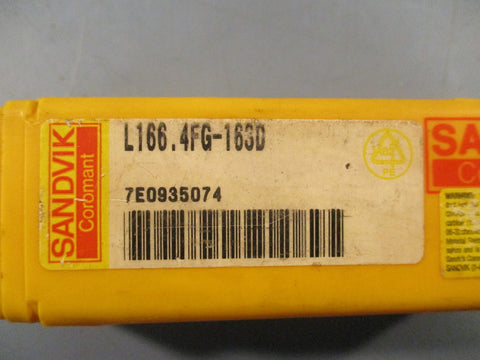 Sandvik Coromant L166.4FG-163D Indexable Tool Holder 1" W 6" L T-Max U Lock