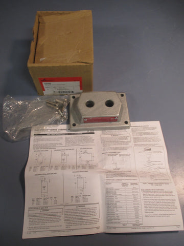 COOPERCrouseHinds Two Device Control Station Cover DS442