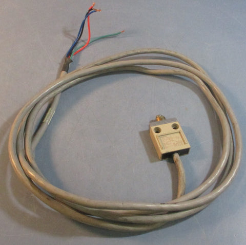 Omron D4C1602 Limit Switch Nema B300 Type 3, 4, and 13 IP67 Approx. 10' Cable L