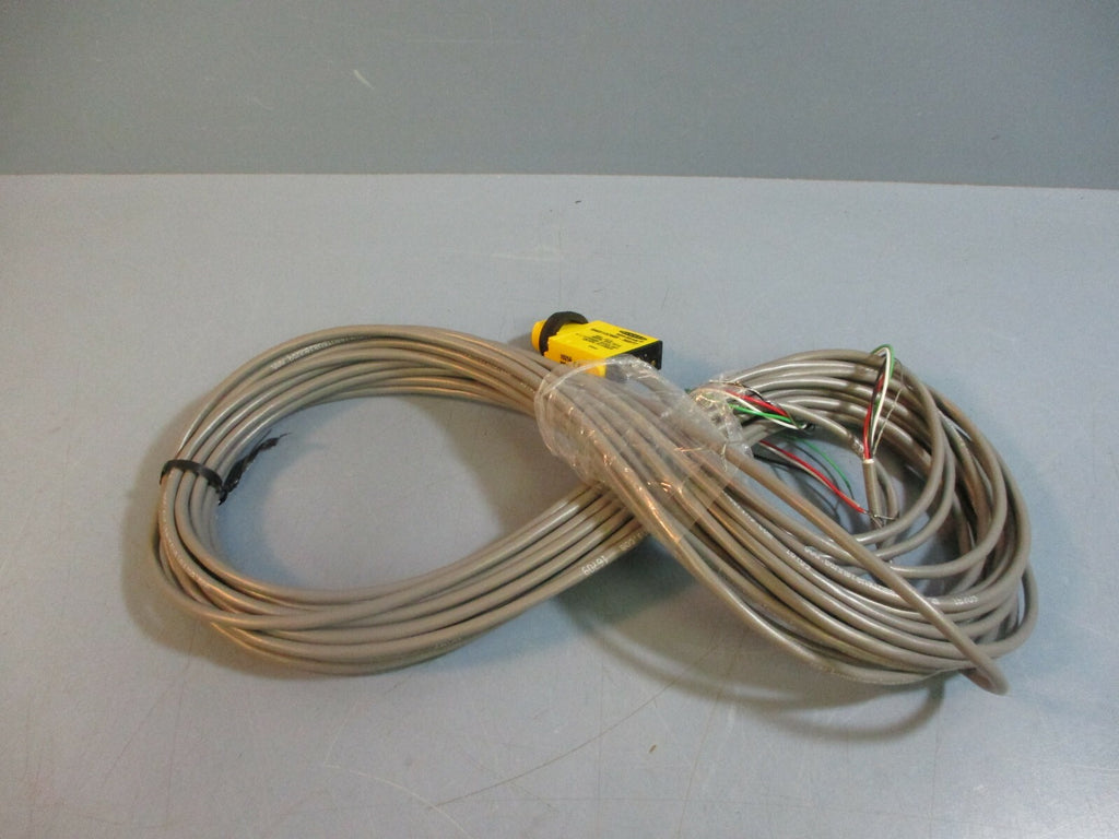 Banner SM312DMS38577 MiniBeam Sensor w/ Cable 38577 New