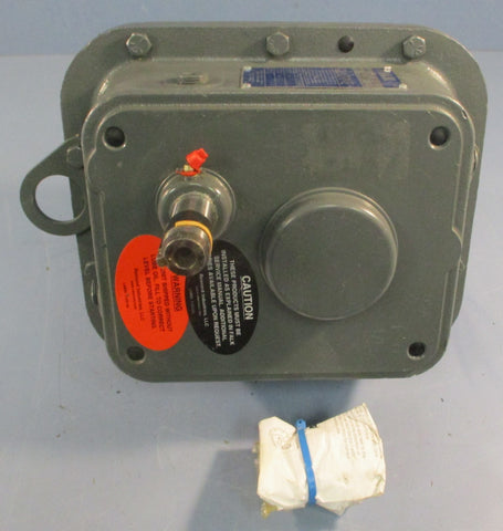 Falk 5107J14A Quadrive Shaft Mount Gear Reducer 14.429:1 5107-J14-A 7/8" Shaft D