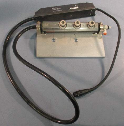 Keyence SJ-M030 Ionizer Static Eliminator 24 VDC AC +/- 6kV Output