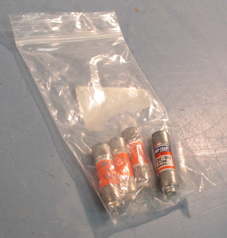 Ferraz Shawmut AmpTrap ATQR28/10 Time Delay Fuse 600VAC Class CC Lot of 4