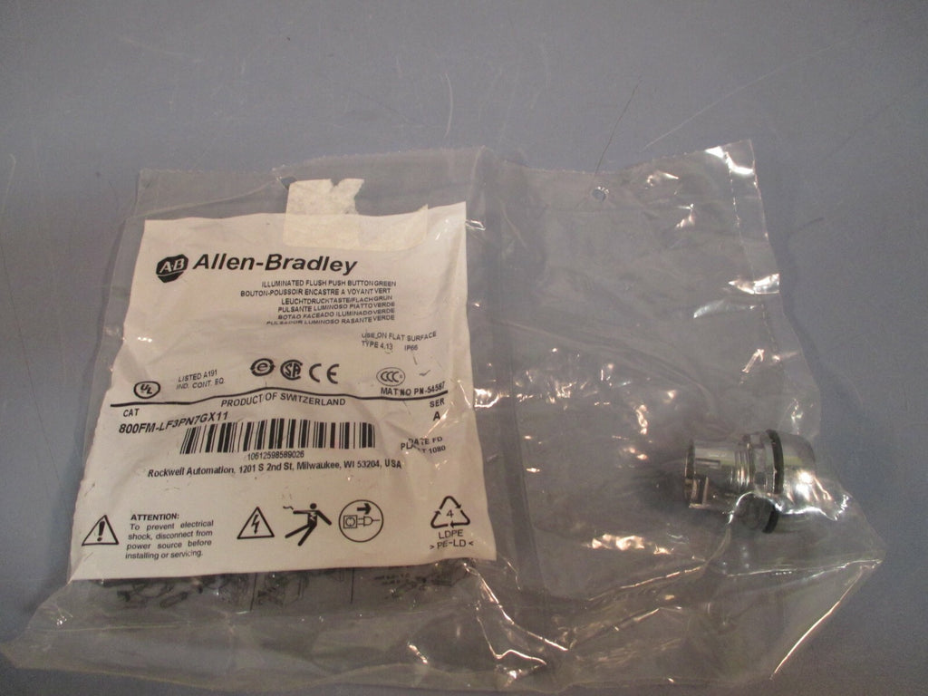 Allen-Bradley illuminated Flush Push Green Button Series A 800FM-LF3PN7GX11