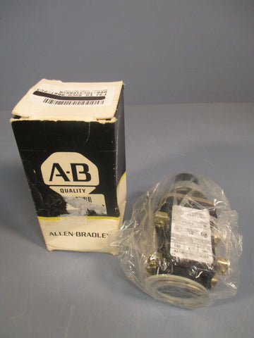 AllenBradley Cluster Pilot Light Ser. N 800TPC316RRXR