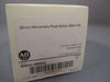 ALLEN BRADLEY 30MM MOMENTARY PUSH BUTTON 800H PB SERIES F 800HC-BR6D2