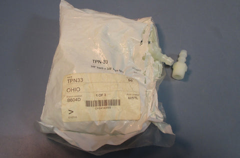 Bag of 40 Dixon Fittings 3/8" Barb x 3/8" Male NPT Nylon NIB TPN33