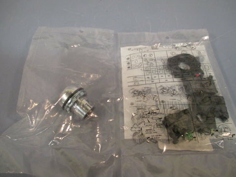 Allen-Bradley illuminated Flush Push Red Button Series A 800FM-LF4PN3RX11