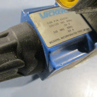 Vickers DG4V32ALMPA3WLB40 Directional Control Valve DG4V