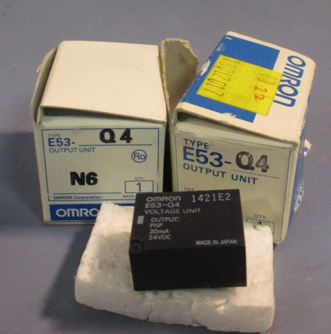 LOT OF (2) OMRON VOLTAGE OUTPUT E53-Q4