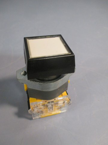 EAO Switching Element/Contact Block w/White PushButton 704.901.3