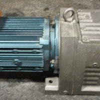 Sew Eurodrive DRE132MC4FGDH Motor w/ R87DV132M4KS Gearbox 21/8" Shaft Dia
