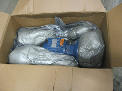 SewEurodrive R77 AM100 Gearbox w/ Coupling 1750RPM 6550lbin 40mm Shaft Dia NOS