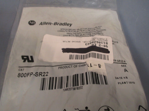 Allen-Bradley Spring Return Selector Switch (Black) Ser. A 800FP-SR22