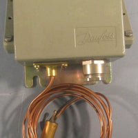 Danfoss KPS39 060-3107 Pressure Switch 0603107 4-1/2" Width 4-11/16" Length