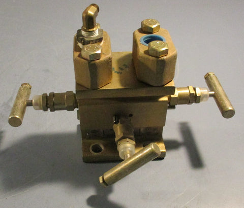 Anderson Greenwood 02-2565-540 Instrument Manifold Trim 303 Valve Manifold