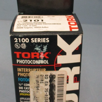 TORK 2100 Series #2101 Photocontrol 120VAC Die Cast Zinc 1/2" Conduit Mounting