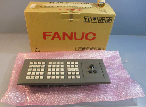 Fanuc A02B0323C233 Operator's Panel N3204824T905/20 [RS]