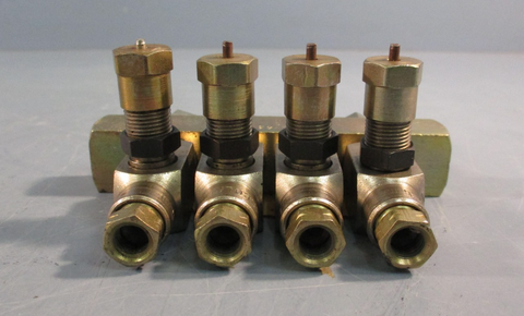 LINCOLN 83661-4, 4 UNIT OIL INJECTOR MANIFOLD SL-43 750 PSI to 1000 PSI
