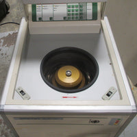 B. Braun Sigma 2K15 Benchtop Refrigerated Centrifuge Rotor NR. 14125 Working