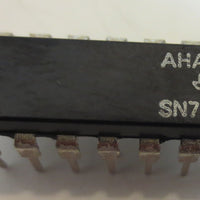 Texas Instruments  Logic Gates Triple 3input PositiveNAND SN7410N lot of 110