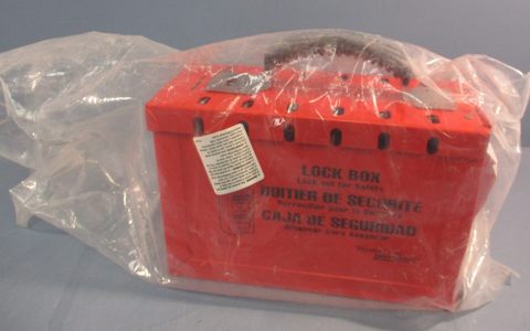 MASTER LOCK Model #498A Group Lockout Box, 12 Locks Max 049805000