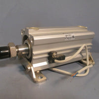 SMC Pneumatic Cylinder 145 PSI CDQ2L4075DMA73S