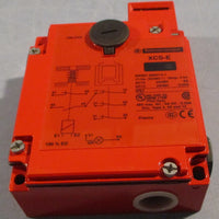Telemecanique XCSE8511 Safety Limit Switch 071993 24/48V XCSE