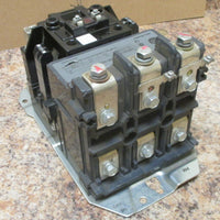 Allen Bradley 500FEO*930 Size 4 Contactor Starter Ser A 135 Amp CE236 Coil Used