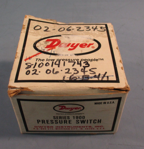 DWYER Series 1900 Pressure Switch 1910-20, Vertical Mount